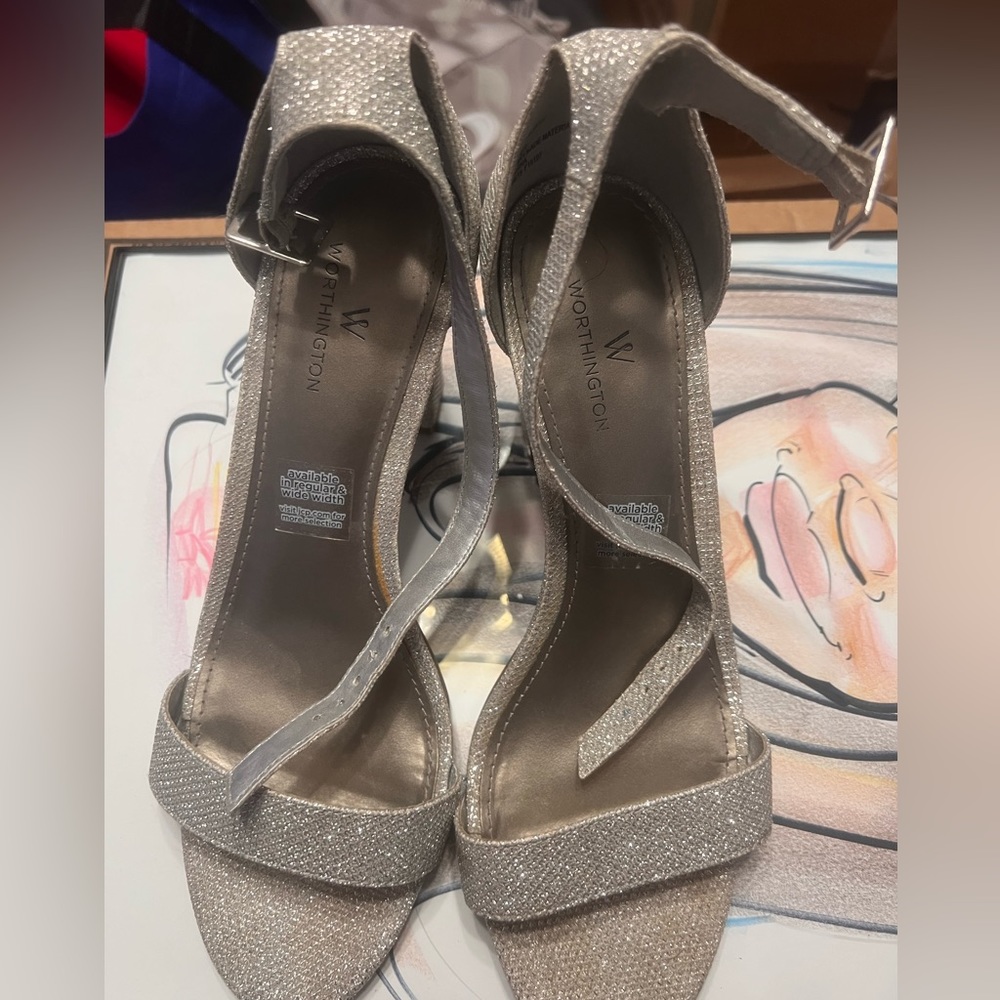 Silver glitter heels!